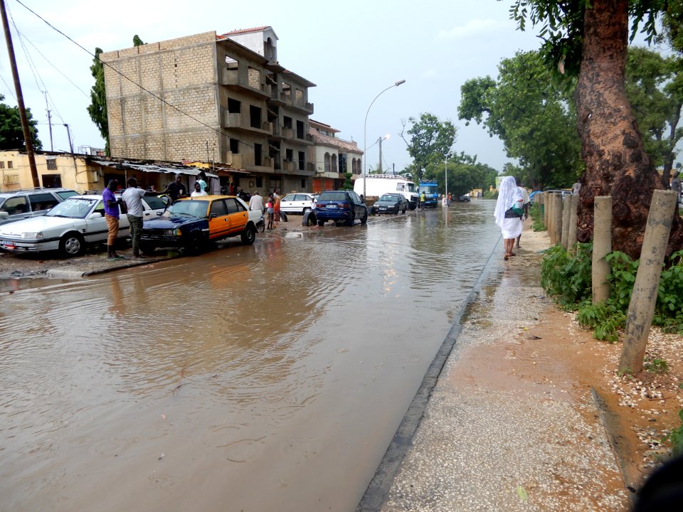 Rue inondée à Thiès