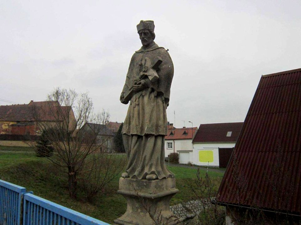 Socha svatého Jana Nepomuckého v Liticích (Q66051242) 02