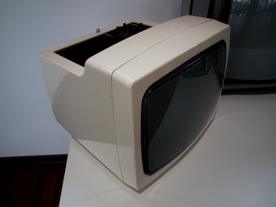 Robotron Television sets 02
