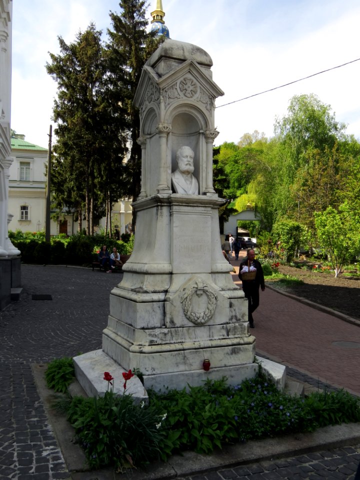 Vydubychi E. Afanasiev's grave1