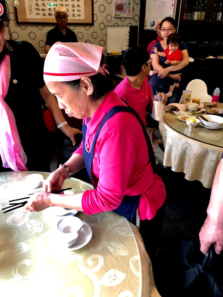 Waitress of Ho Meng Restaurant 20170409