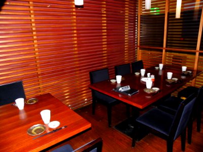 Seats and Table in Ton Sushi 20100808b