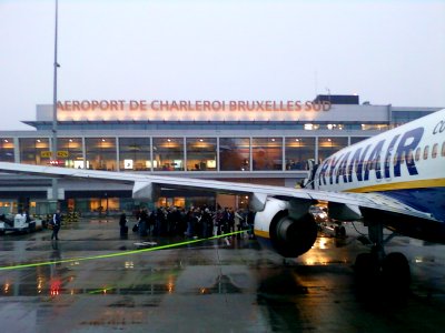 Vue de l'aéroport avant embarquement