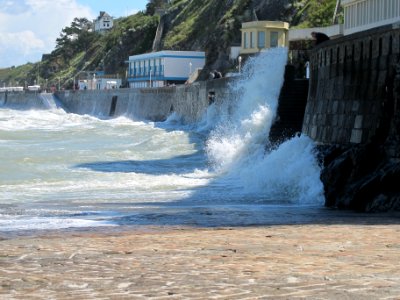 Vagues sur le Plat Gousset, Granville lors de la tempête Miguel 03