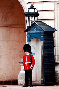 Buckingham palace queen photo