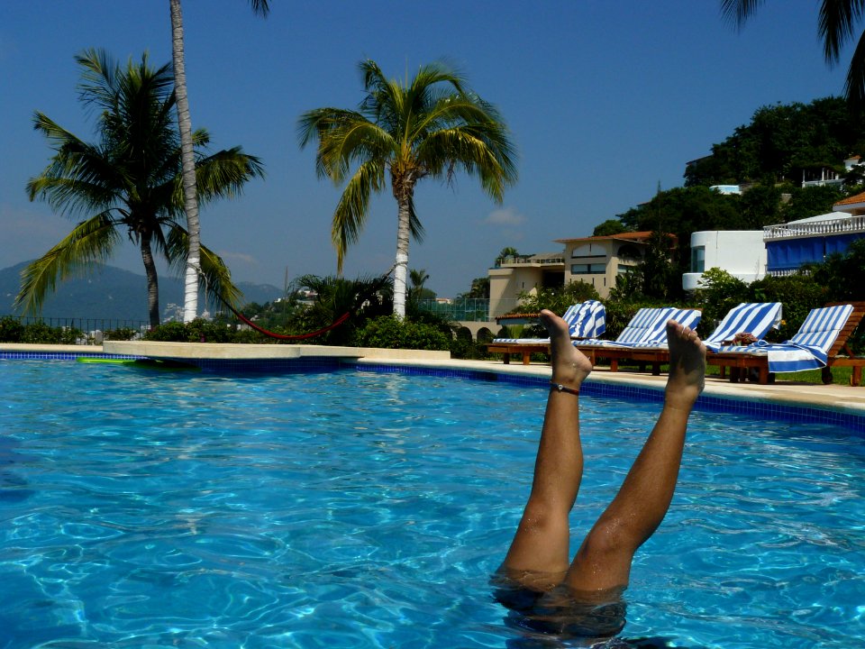 Piernas fuera del agua