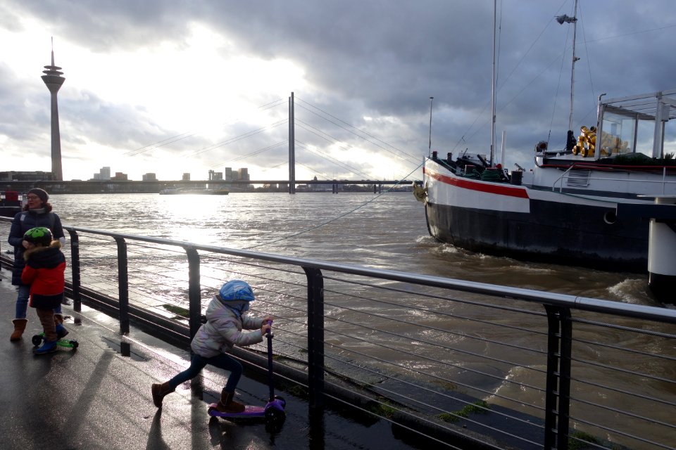 Rheinhochwasser, Düsseldorf, 3. Februar 2021