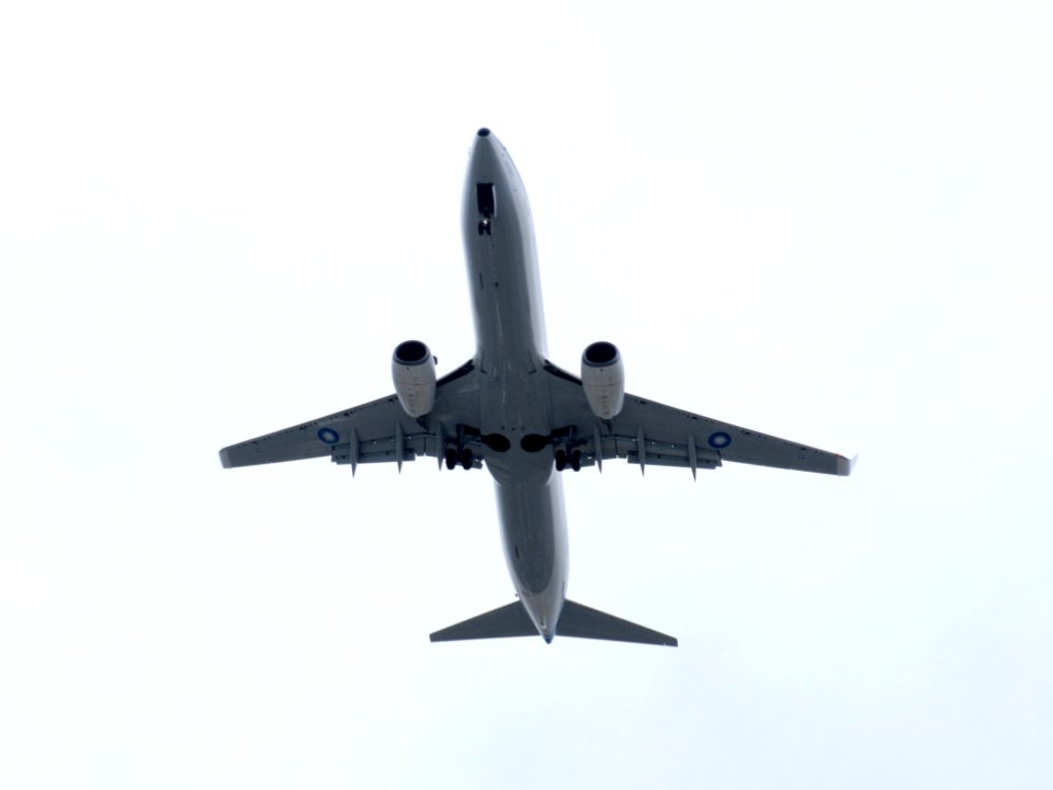 ROCAF Boeing 737-800 3701 on Final Approaching at Songshan Air Force Base 20150829a