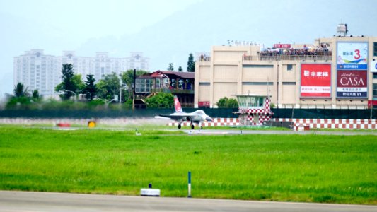 ROCAF F-CK-1A 1428 Taking off from Hualien Air Force Base Runway 20160813a