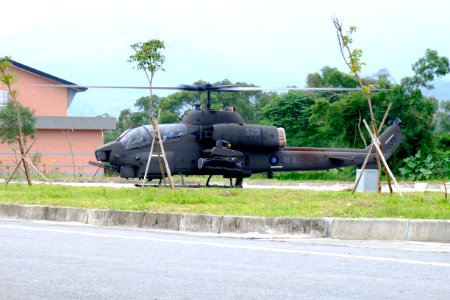 ROCA AH-1W 523 Warming up at Hongchailin Camp 20161224a