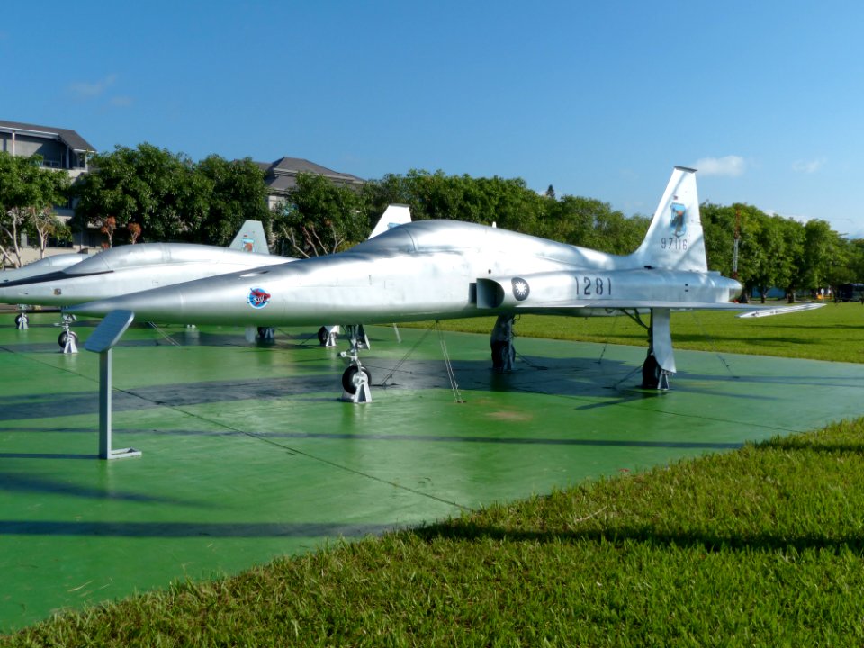 ROCAF F-5A 1281 in Chih Hang Air Force Base 20130601