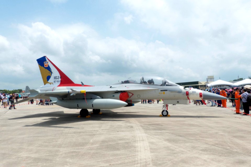 ROCAF F-CK-1B 1624 Display at Gangshan Air Force Base Apron 20170812La