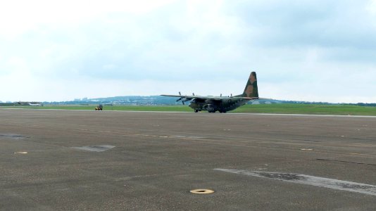 ROCAF C-130H 1318 Taxiing at Ching Chuang Kang Air Force Base 20140719f