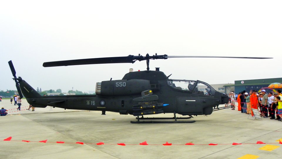 ROCA AH-1W 550 Display at Gangshan Air Force Base Apron Right View 20111015