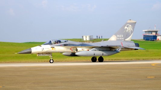ROCAF F-CK-1A 1423 Taxiing at Ching Chuang Kang Air Force Base 20161126a