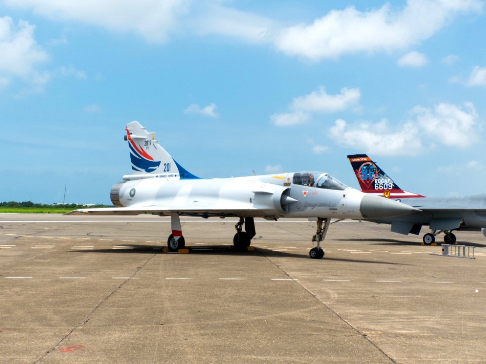ROCAF Mirage 2000-5EI 2017 Parked at Gangshan AFB Apron after Demonstration Flight 20170812b