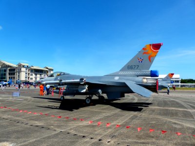 ROCAF F-16A 6677 Display at Hualien AFB Apron 20170923La
