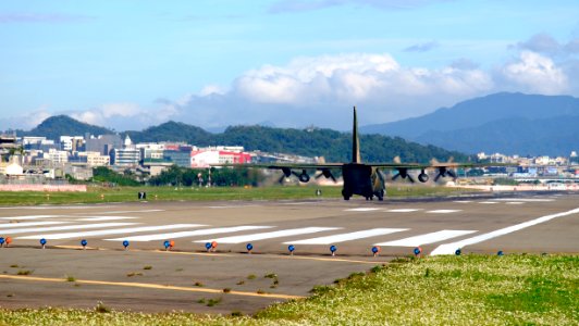 ROCAF C-130H 1304 Taking off from Songshan Air Force Base 20151222b