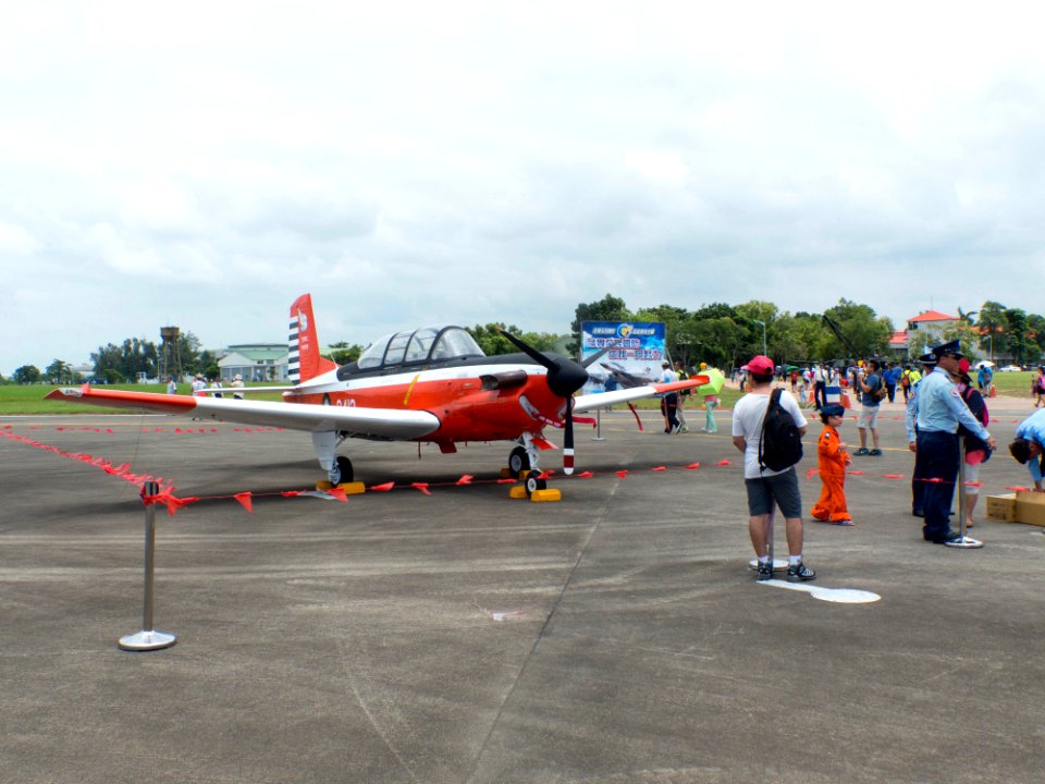 ROCAF T-34C 3412 at Gangshan Air Force Base 20170812c