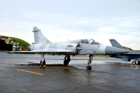 ROCAF Mirage 2000-5EI 2015 Parked at Apron of Hsinchu AFB after Flight Demonstration 20151121a