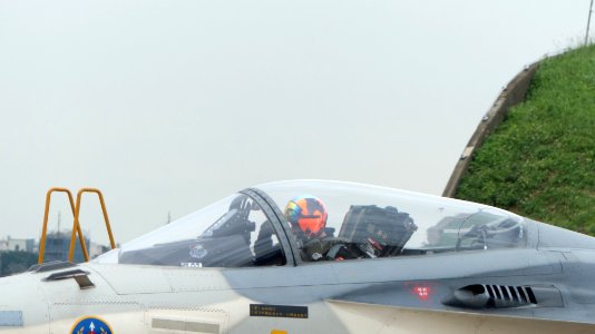 ROCAF Major Hunk Lou in Cockpit of F-CK-1A 1427 after Flight Demonstration 20151121