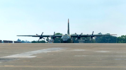 ROCAF C-130H 1318 Taxiing at Ching Chuang Kang Air Force Base 20140719a