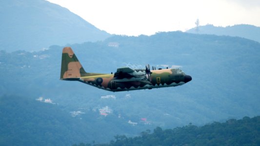 ROCAF C-130H 1315 Taking off from Songshan Air Force Base 20160906a