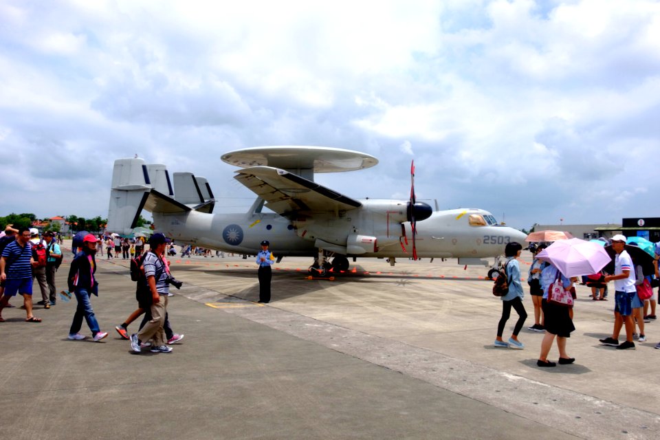 ROCAF Grumman E-2T 2503 Display at Gangshan AFB Apron 20170812Lb