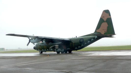 ROCAF C-130H 1317 Taxiing at Ching Chuang Kang AFB 20161126b