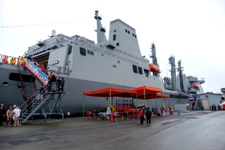 ROCN Panshi (AOE-532) Shipped at Keelung Naval Pier 20170309a