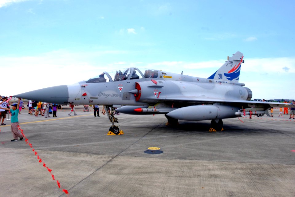ROCAF Mirage 2000-5DI 2055 Display at Gangshan AFB Apron 20170812c