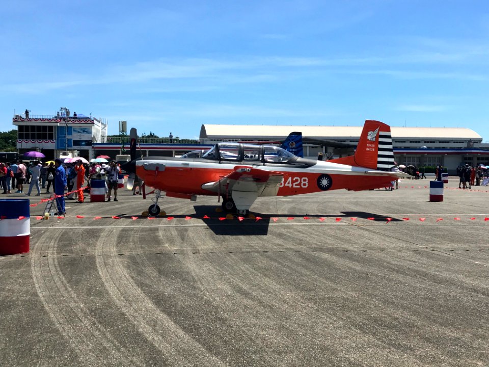 ROCAF T-34C 3428 Display at Hualien Air Force Base Apron 20170923c