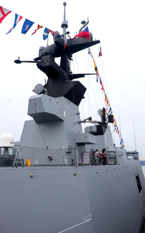 ROCN Si Ning (PFG-1203) Masts Rear Right View 20150316