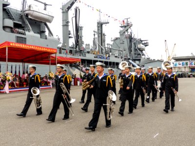 ROCN Band Moving in Keelung Naval Pier 20140327b