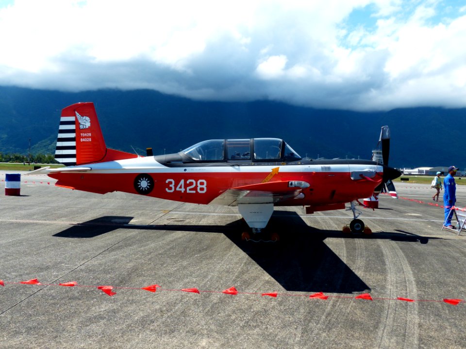 ROCAF T-34C 3428 Display at Hualien Air Force Base Apron 20170923b
