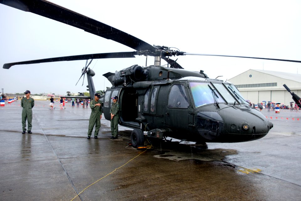 ROCA UH-60M 905 Display at Hsinchu Air Force Base 20151121b