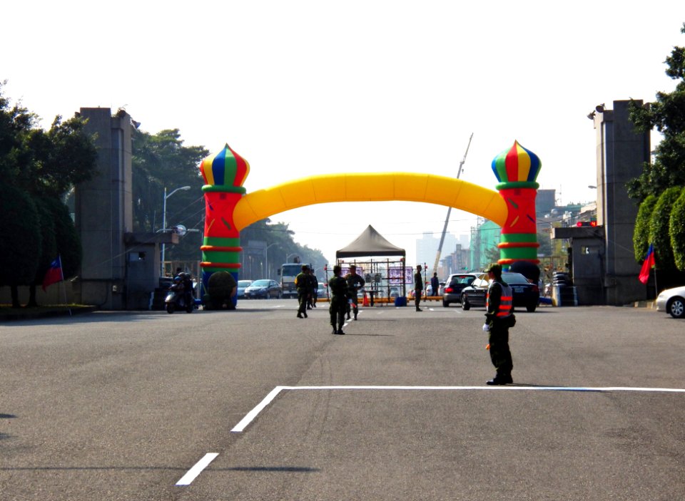 ROCA Infantry School Main Gate Inside 20120211