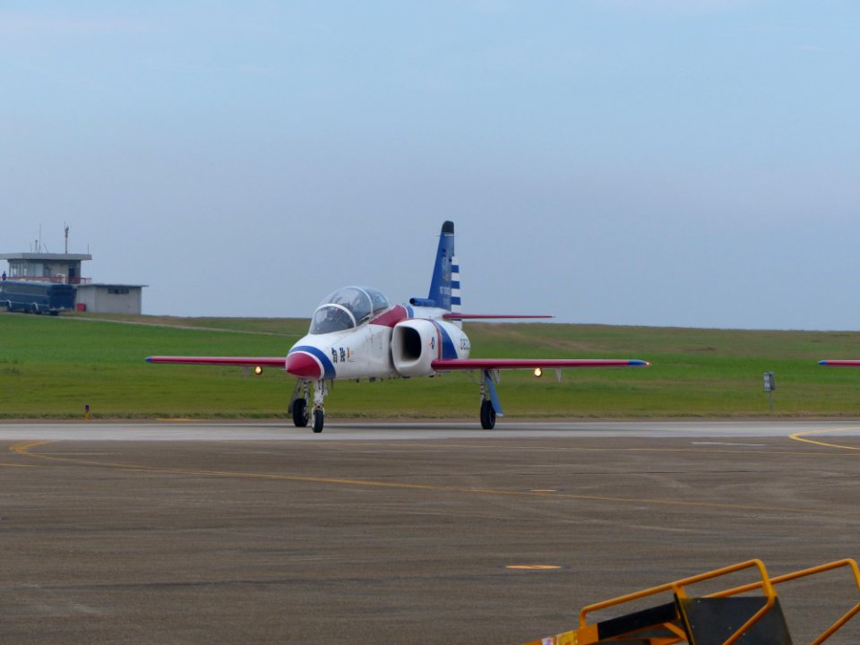 ROCAF Thundertigers AT-3 0823 Parking at Ching Chuang Kang AFB Apron 20161126