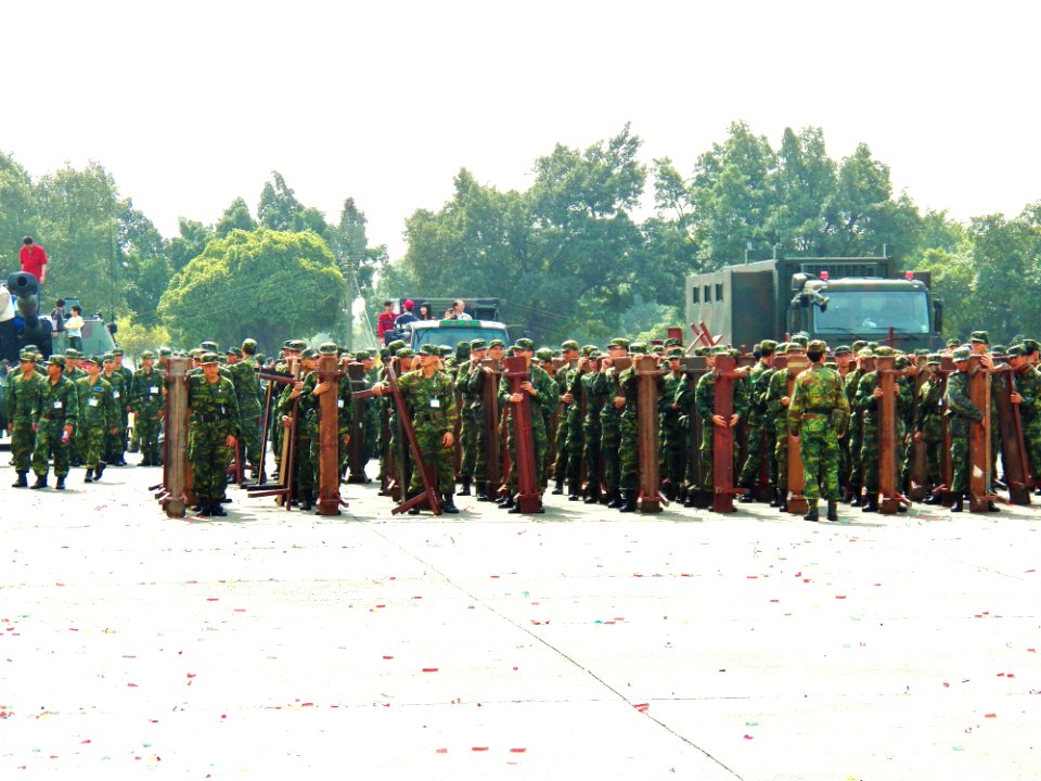 ROCA Infantry School Cadets with Stools Stand by on Ground 20120211