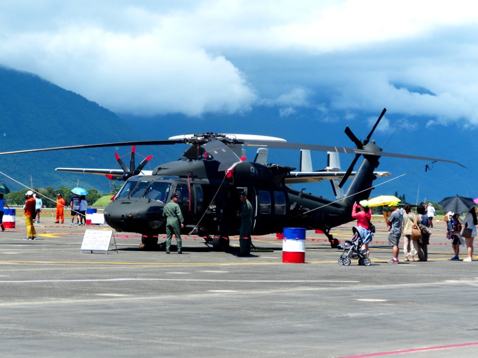 ROCA UH-60M 917 Display at Hualien Air Force Base Apron20170923a