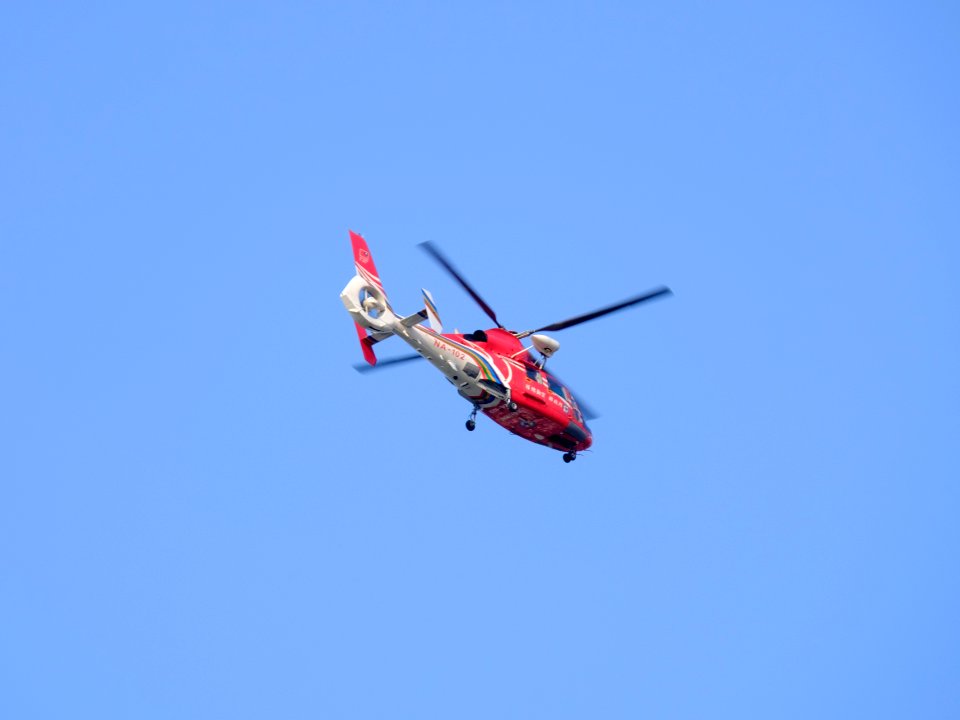 ROC NASC AS365 NA-102 Flight over Yuanshan Park 20161105b