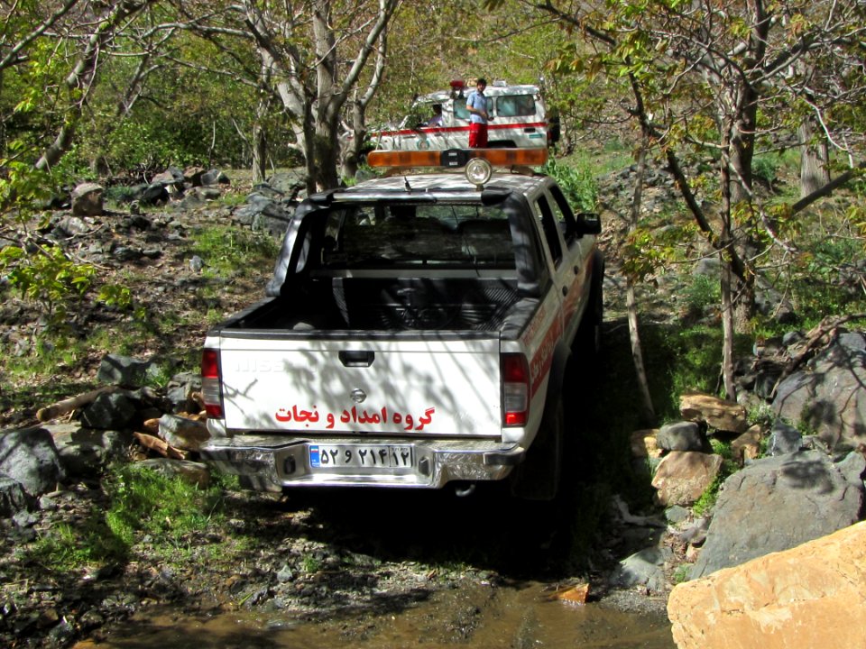 Red Crescent Society of Nishapur - Mountain rescue 02