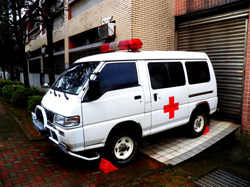 ROCA Mitsubishi Delica 4WD Ambulance Parked at Armor School 20130302