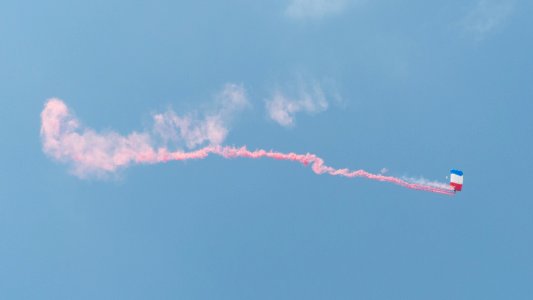 ROCA Dragon Team Crew Descending over Military Academy Ground 20160604d