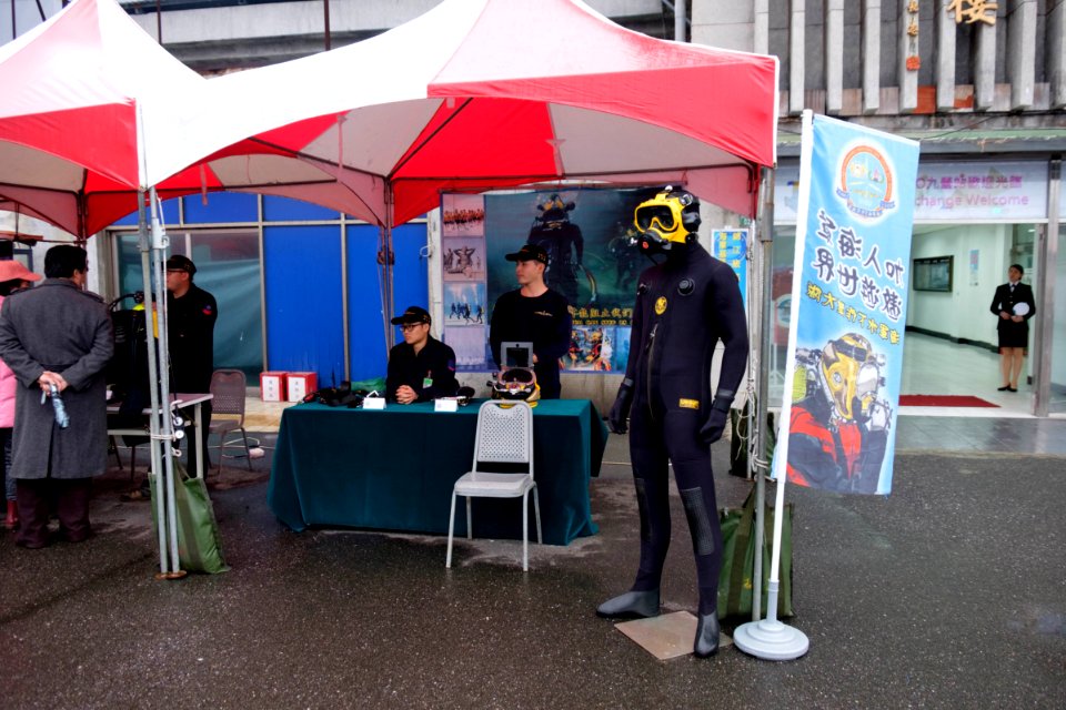 Recruitment Booth of ROCN Underwater Operations Unit at Keelung Naval Pier 20170309