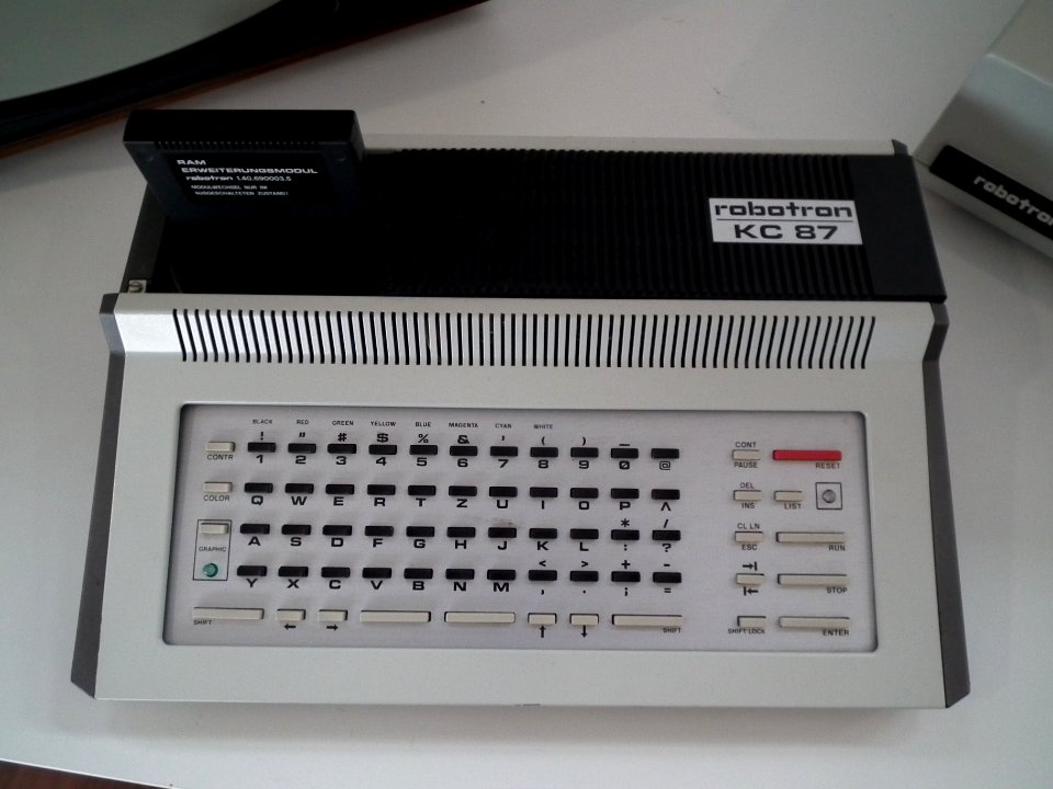 Robotron KC87 Bild 01