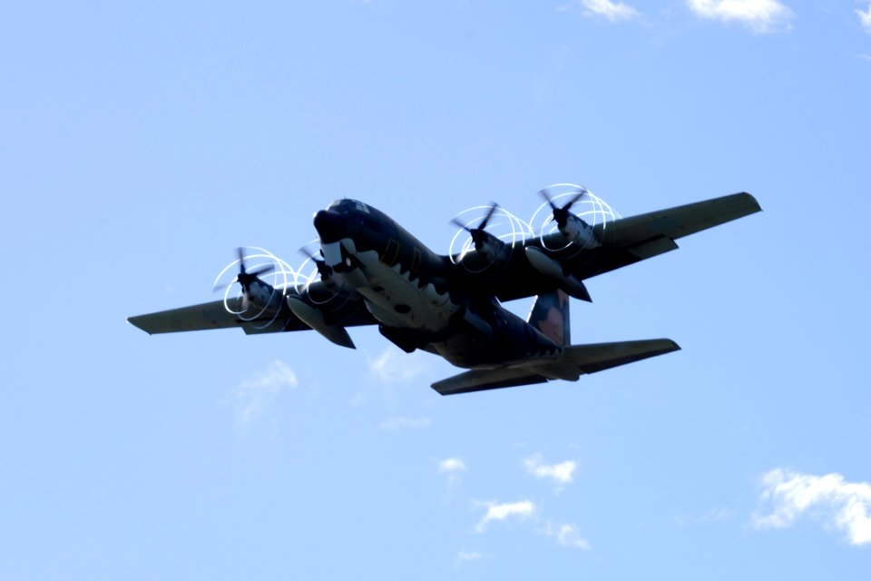 ROCAF C-130H 1320 Taking off from Songshan Air Force Base 20161220b