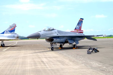 ROCAF F-16A 6609 Parked at Gangshan AFB Apron after Demonstration Flight 20170812a