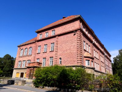 Ristikarin koulu