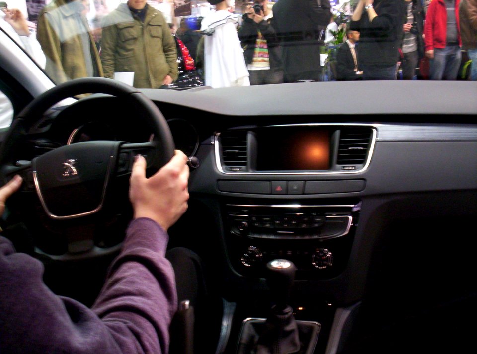 Peugeot 508 interior Poznan 2011